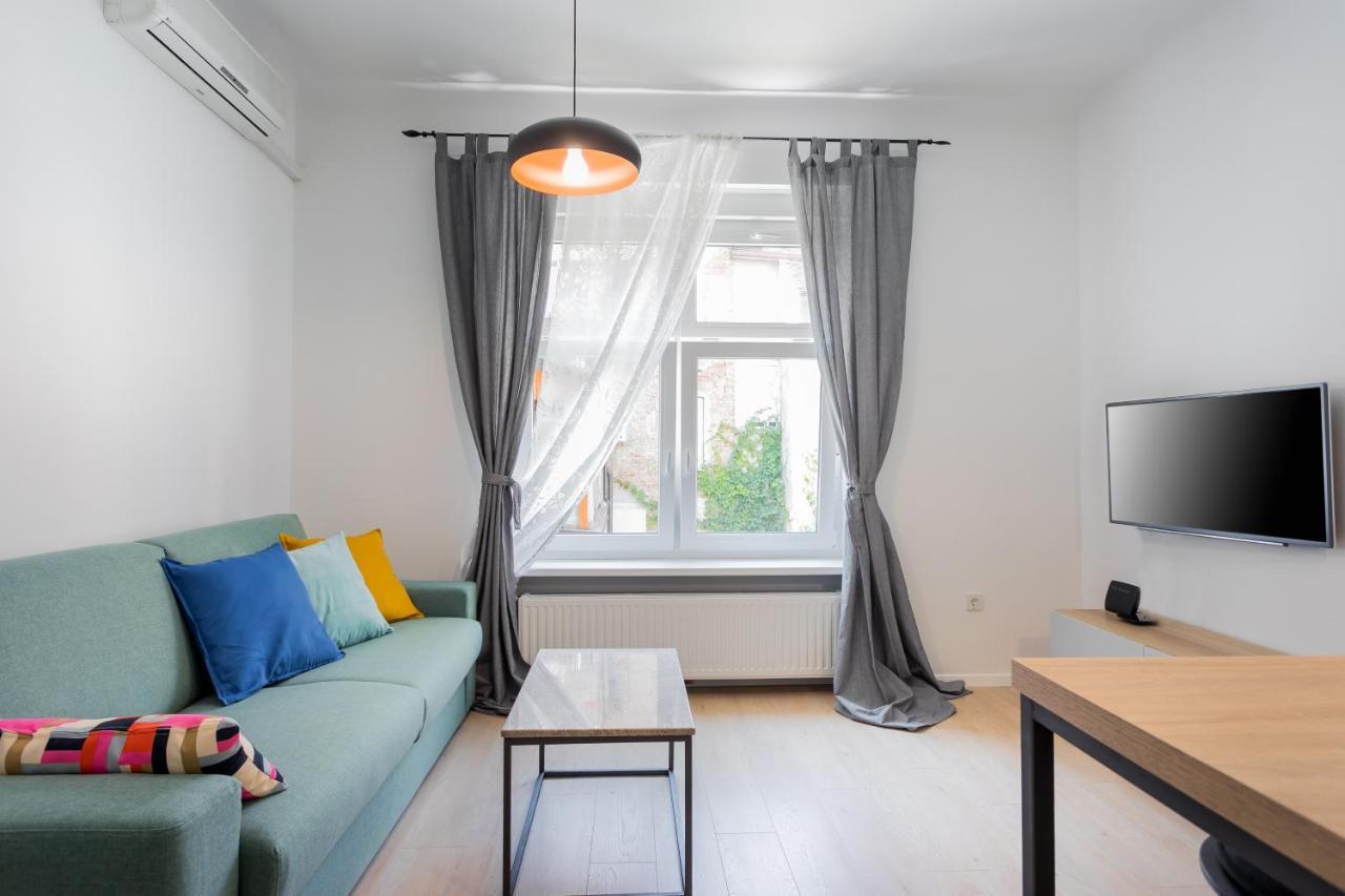 Go2Zagreb Chick Apartment Private Parking Available Exterior photo